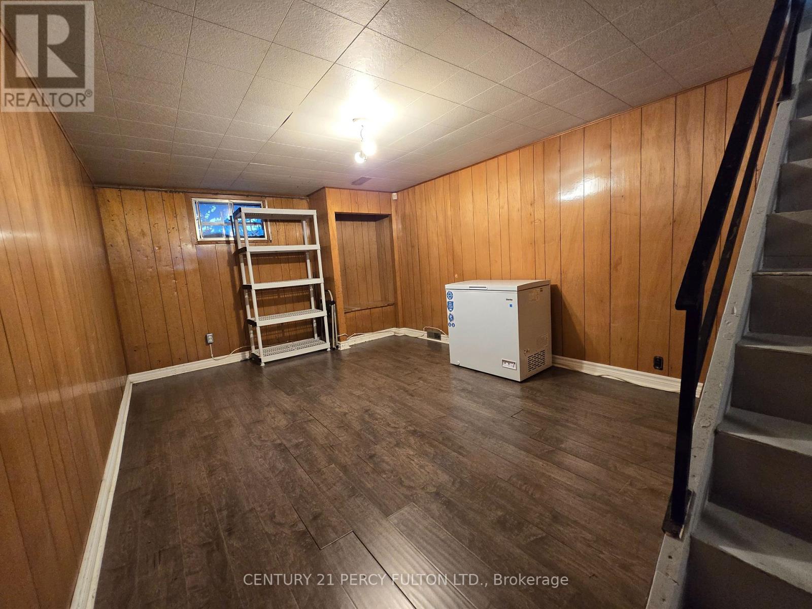 Photo 18 of 109 Norton Avenue, Toronto ON