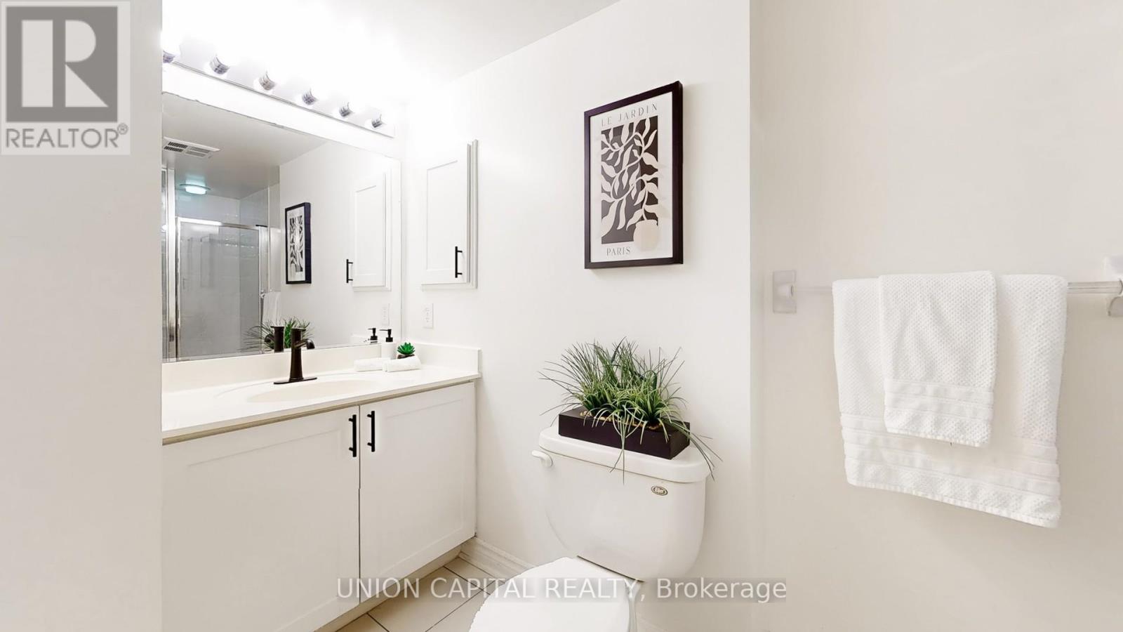 Photo 11 of 1909 3 Rean Drive, Toronto ON