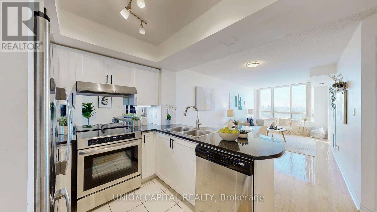 Photo 4 of 1909 3 Rean Drive, Toronto ON