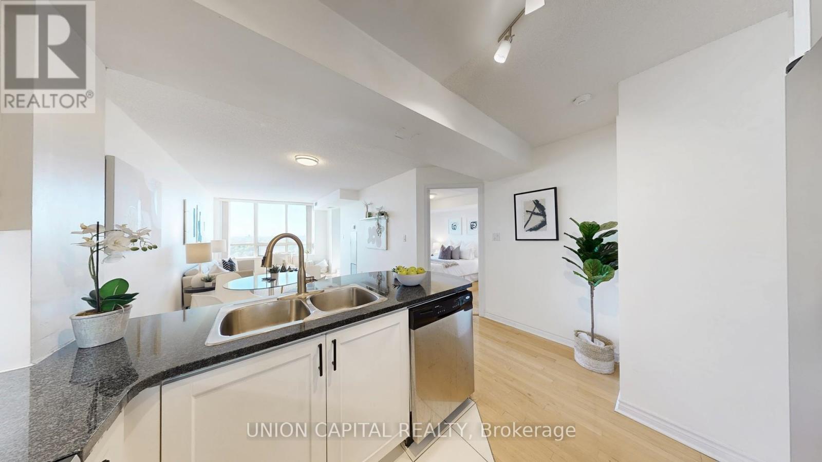 Photo 5 of 1909 3 Rean Drive, Toronto ON