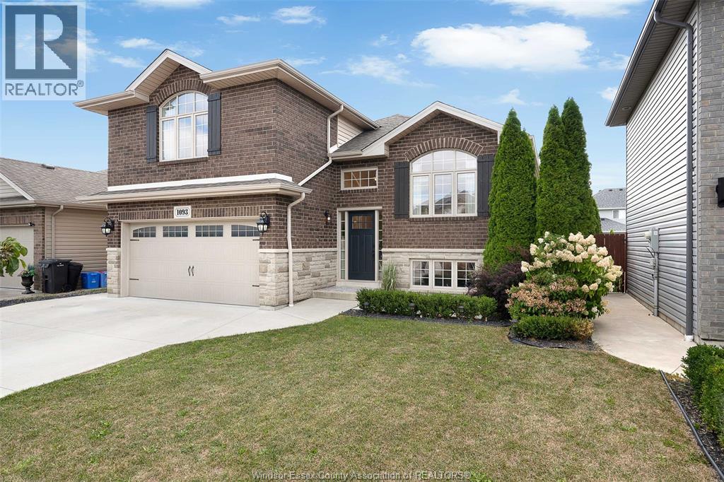 Photo 3 of 1093 Ivanhill Avenue, Windsor ON