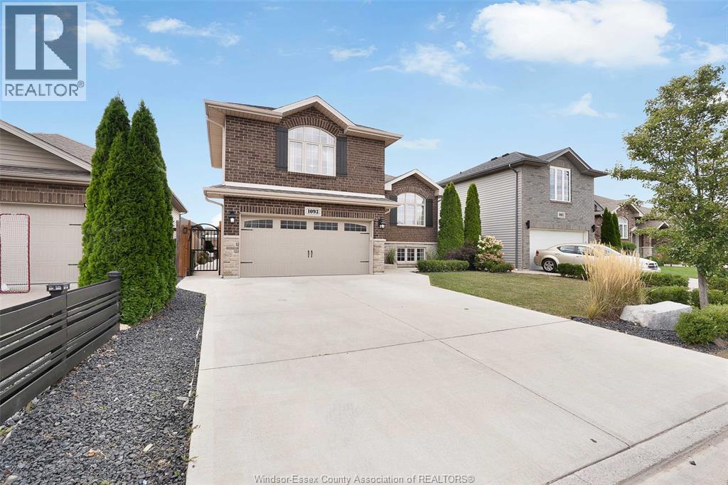 Photo 4 of 1093 Ivanhill Avenue, Windsor ON