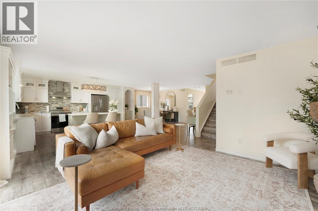 Photo 23 of 1093 Ivanhill Avenue, Windsor ON