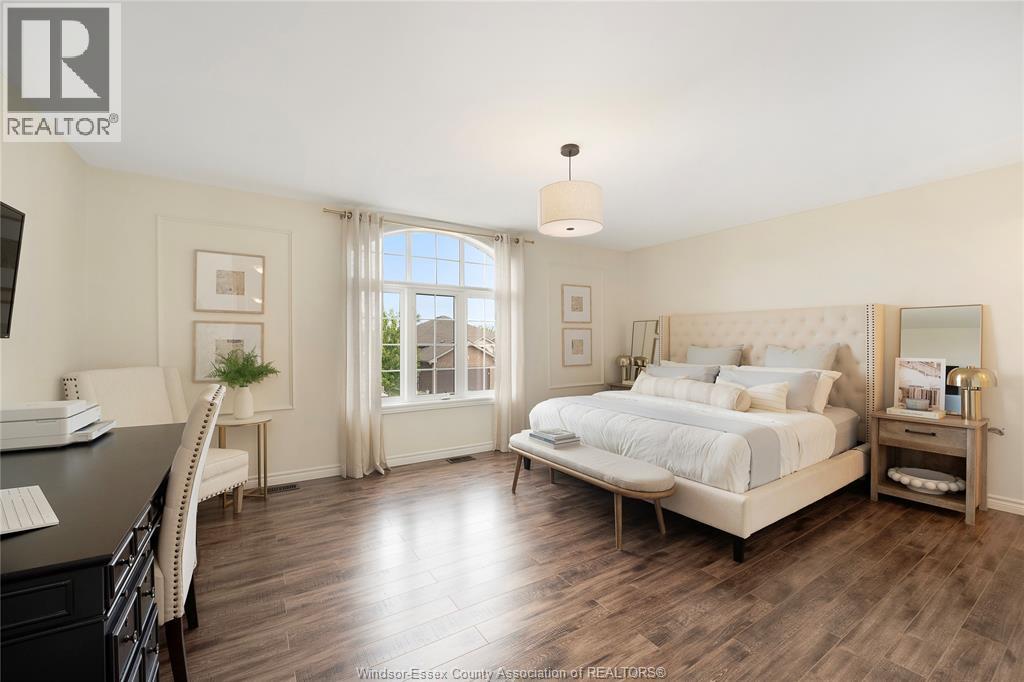 Photo 32 of 1093 Ivanhill Avenue, Windsor ON