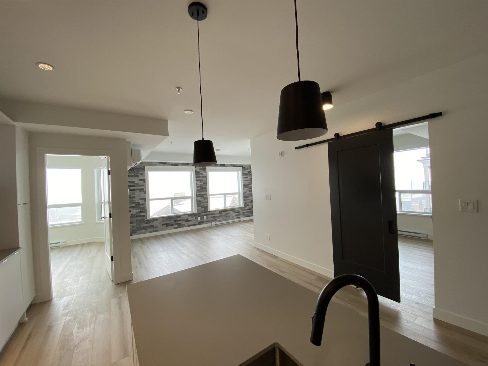 Photo 9 of 426 2493 Montrose Avenue, Abbotsford BC