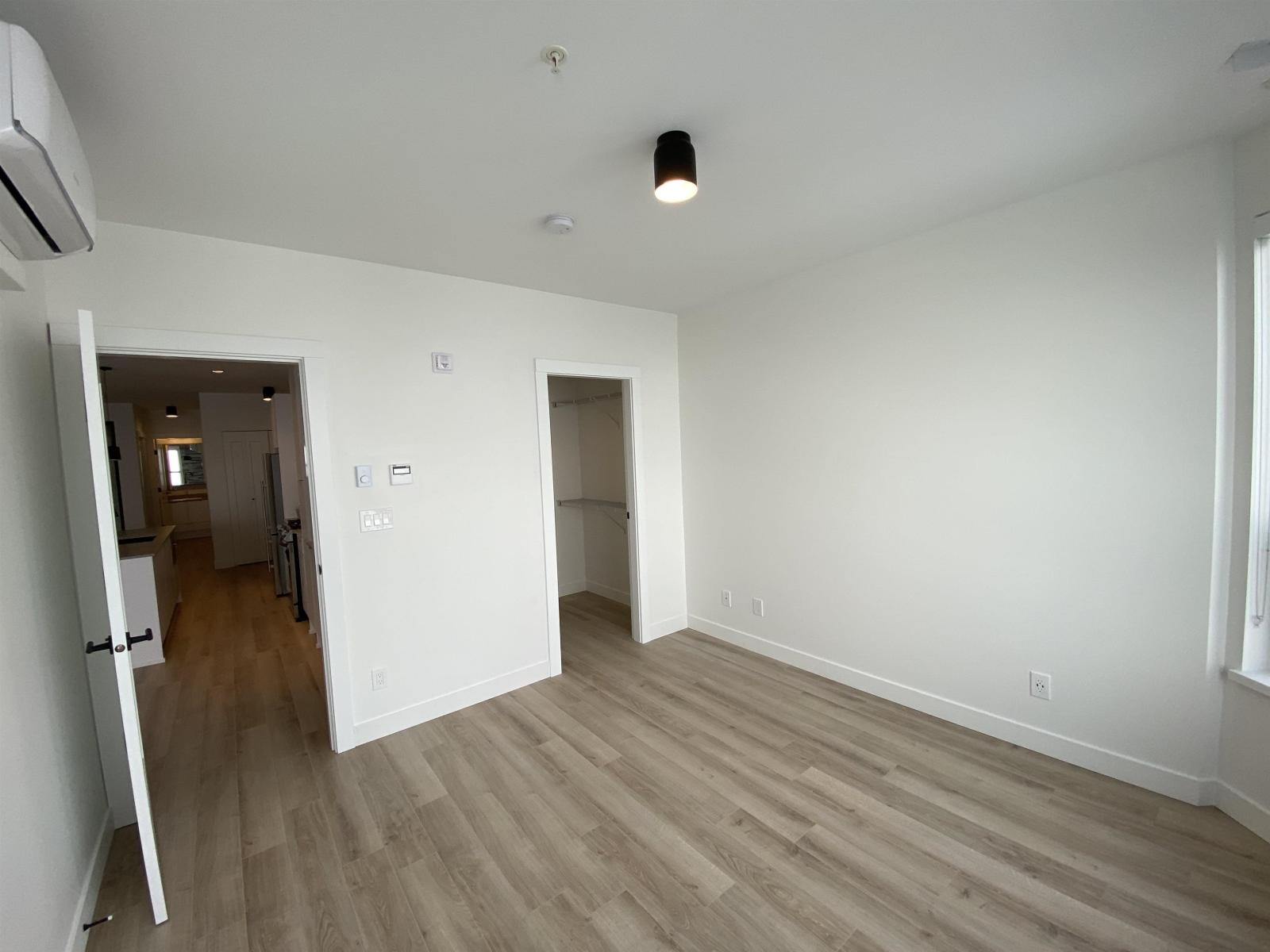 Photo 19 of 426 2493 Montrose Avenue, Abbotsford BC