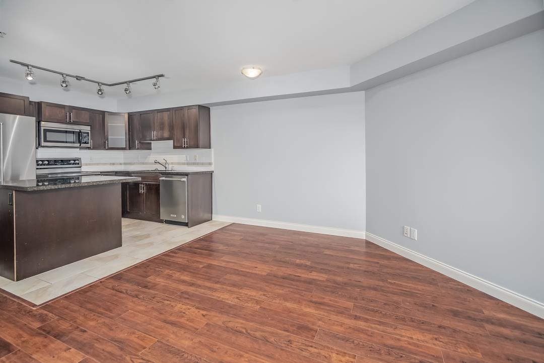 Photo 15 of 351 5660 201 A Street, Langley BC