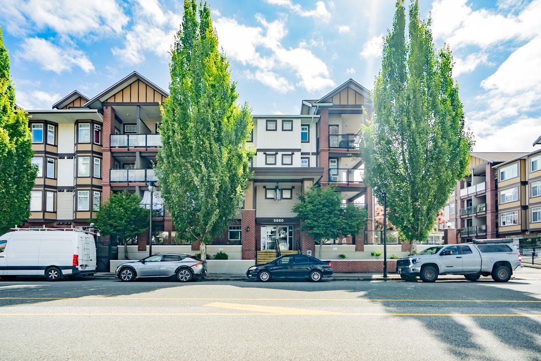 Photo 23 of 351 5660 201 A Street, Langley BC