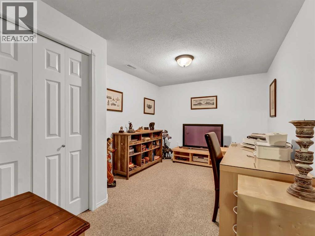 Photo 33 of 403 165 South Ridge Drive Se, Medicine Hat AB