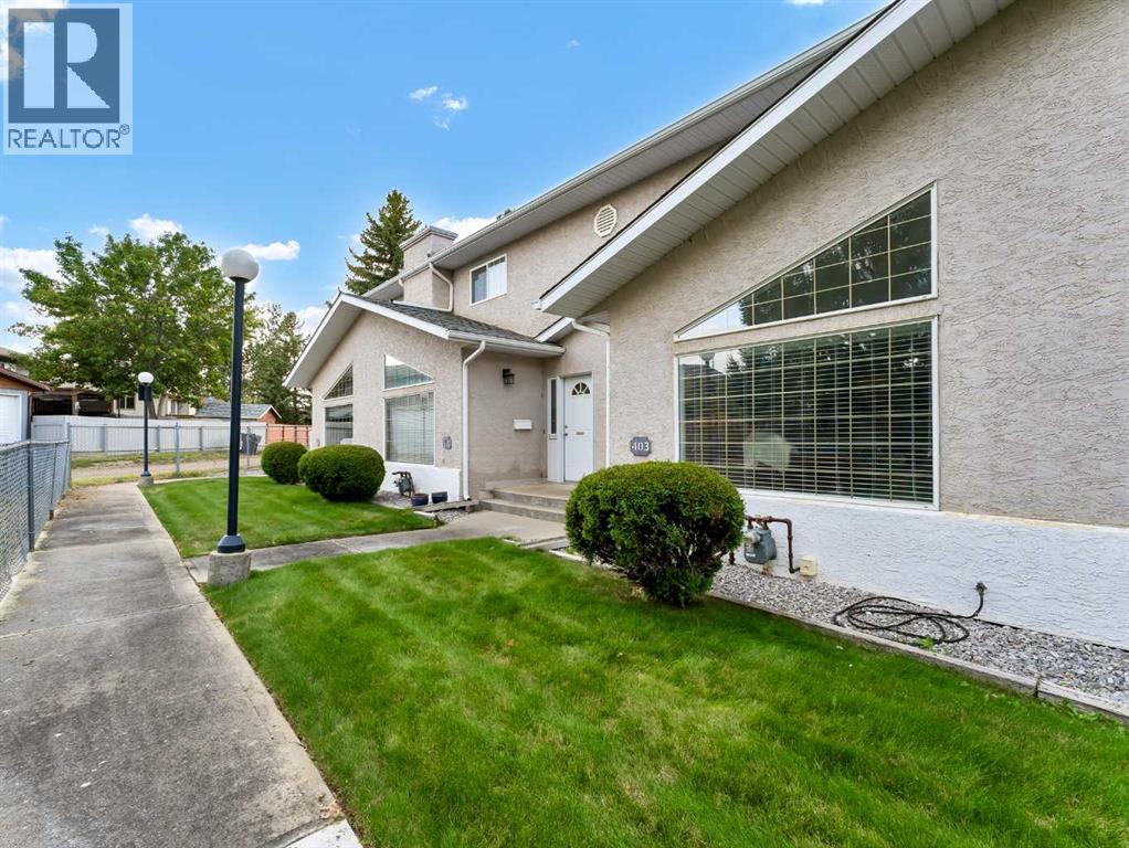 Photo 1 of 403 165 South Ridge Drive Se, Medicine Hat AB