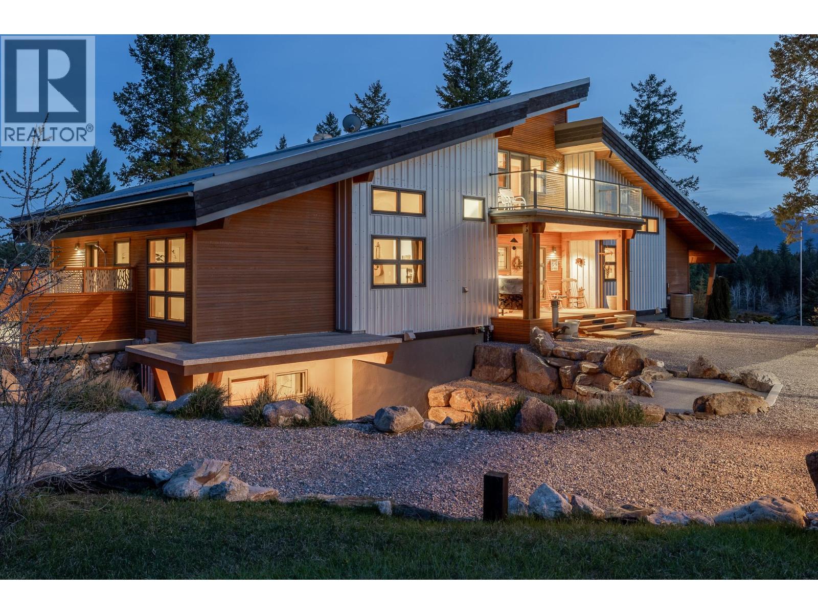 Photo 4 of 4 2400 Kootenay Rd No 3 Road, Invermere BC