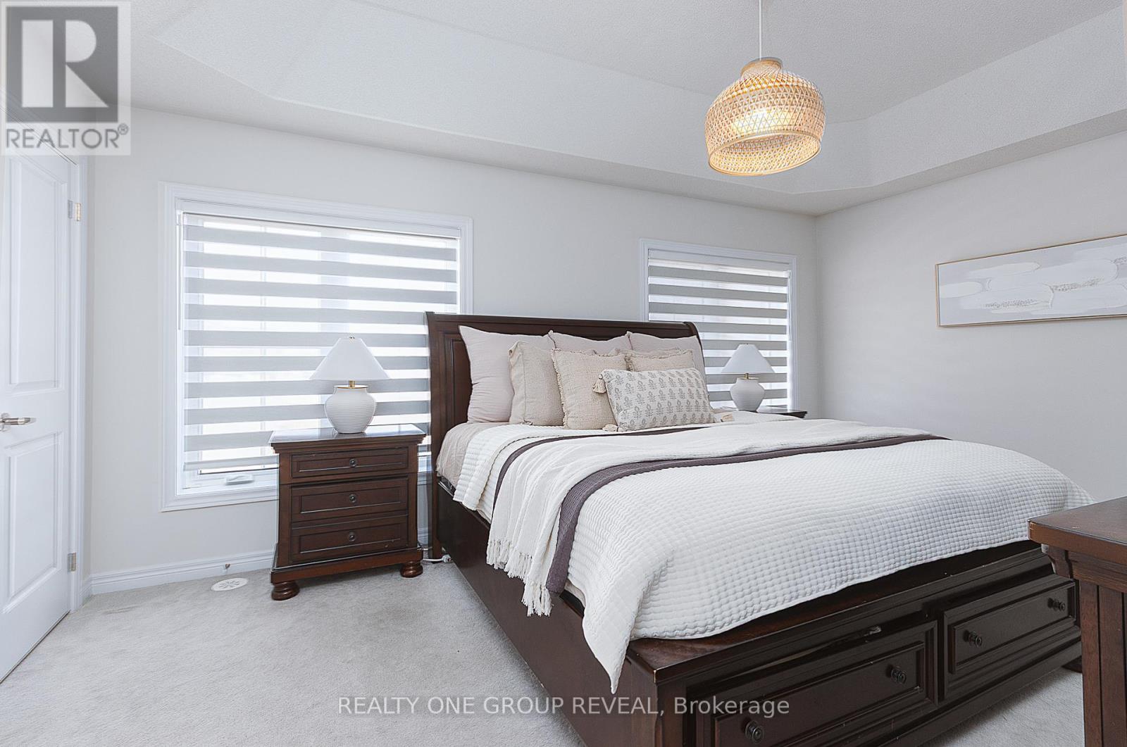 Photo 12 of 9 Morrison Crescent, Whitby ON