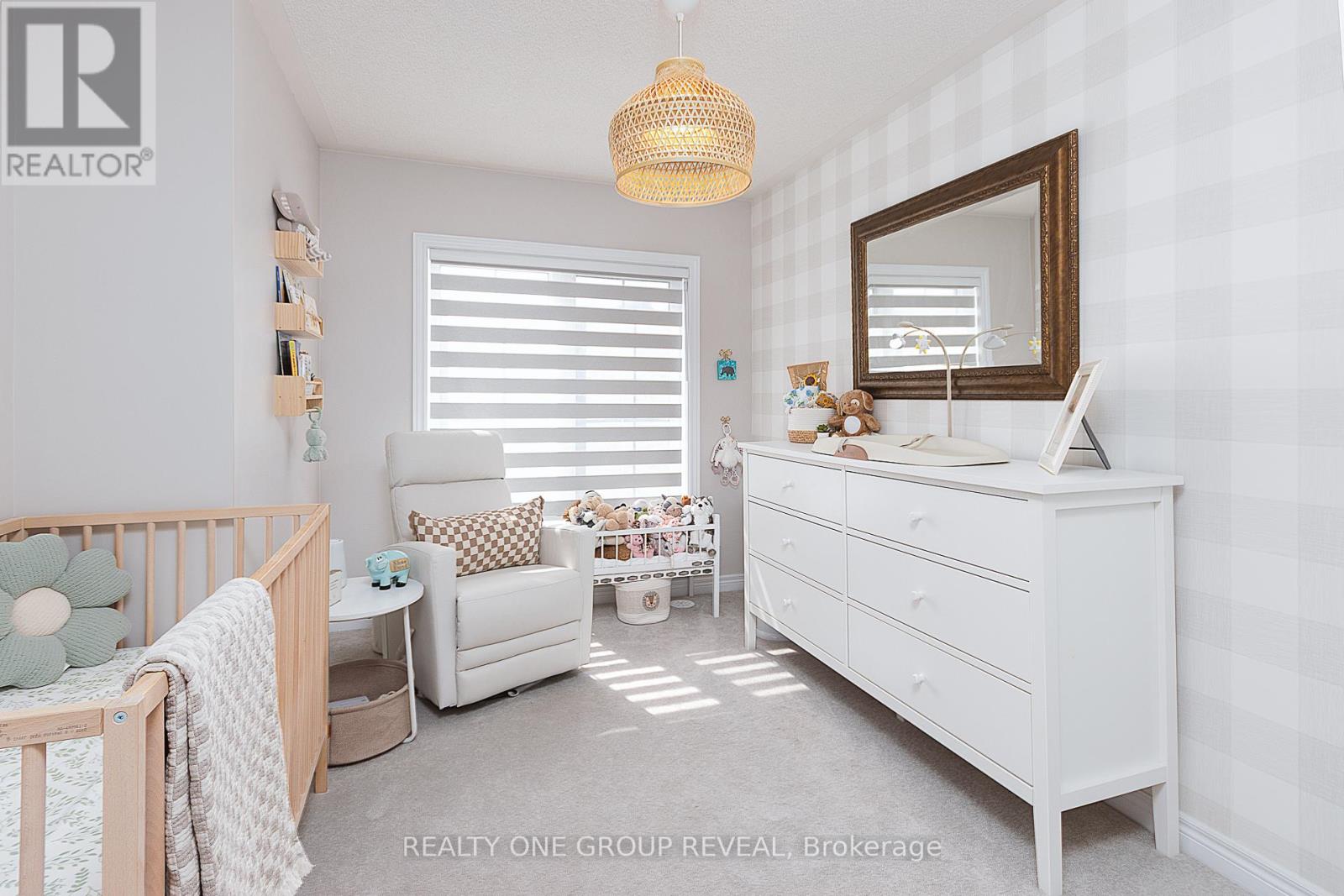 Photo 18 of 9 Morrison Crescent, Whitby ON