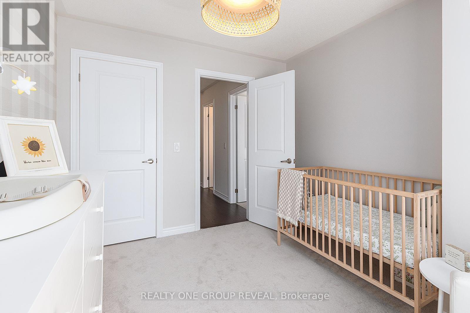 Photo 19 of 9 Morrison Crescent, Whitby ON