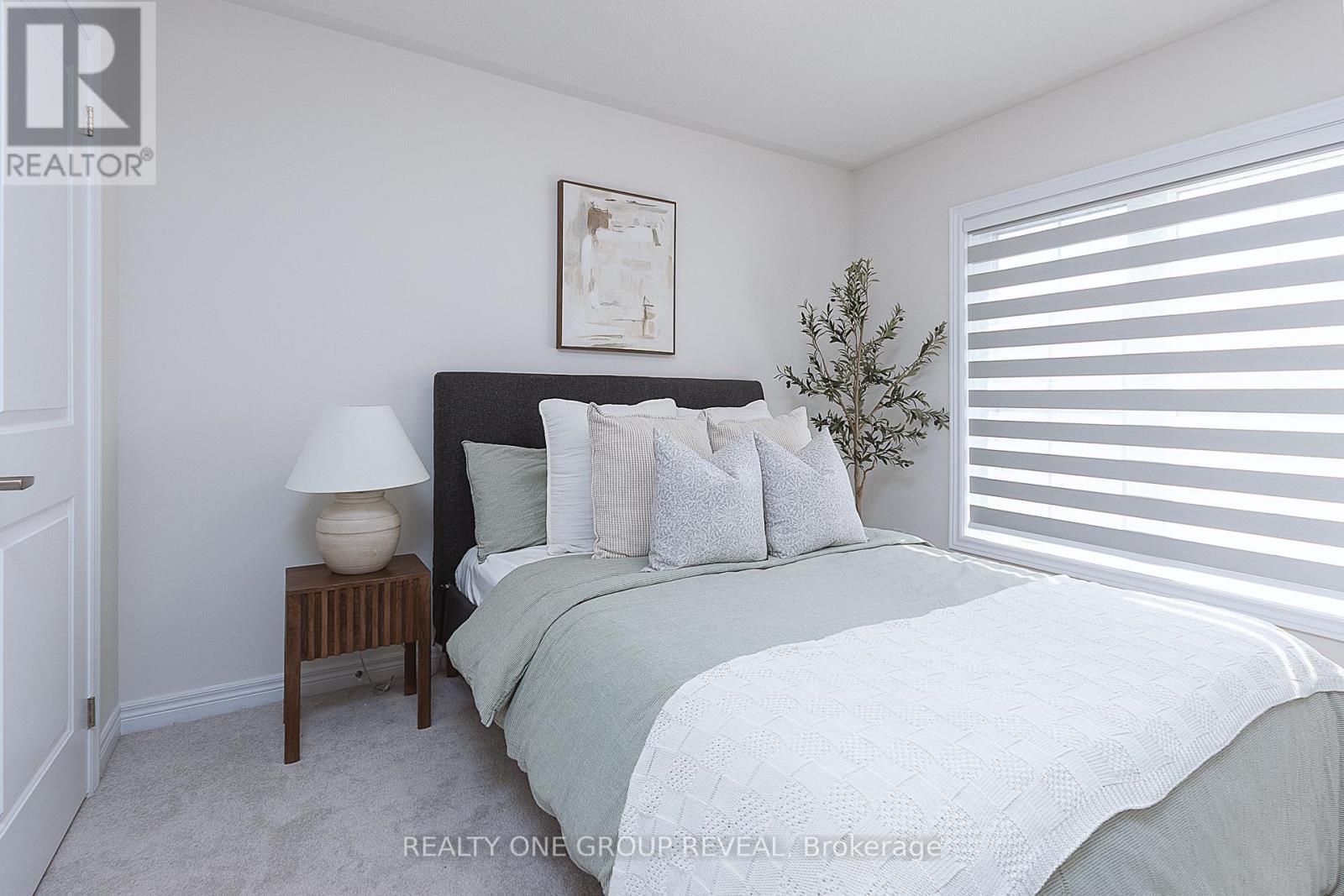 Photo 20 of 9 Morrison Crescent, Whitby ON