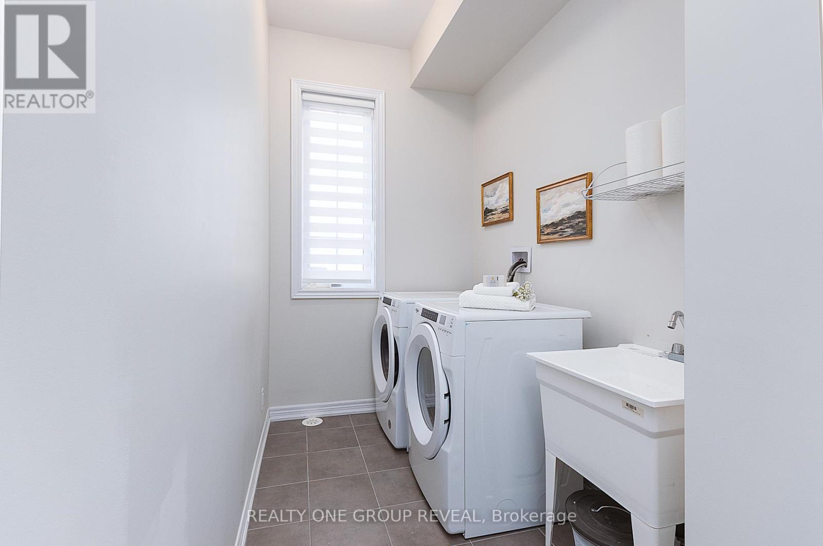 Photo 28 of 9 Morrison Crescent, Whitby ON