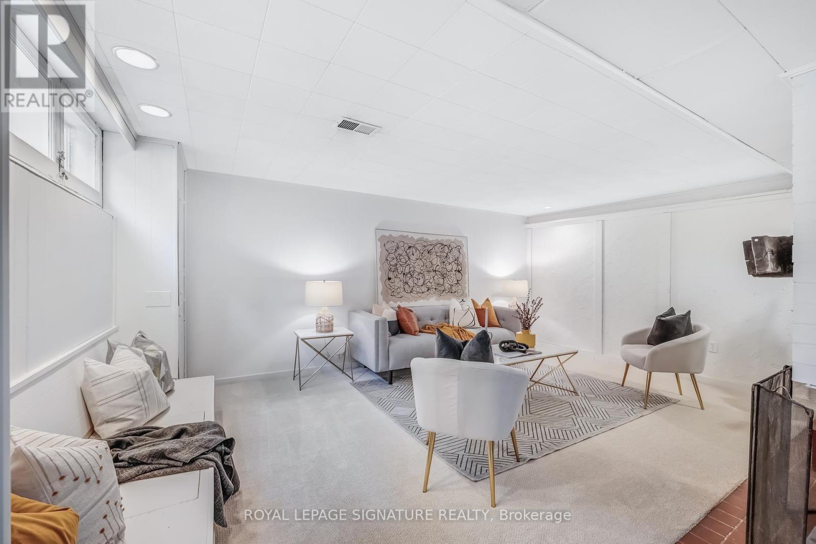 Photo 23 of 6 Lynn Gate Crescent, Toronto ON