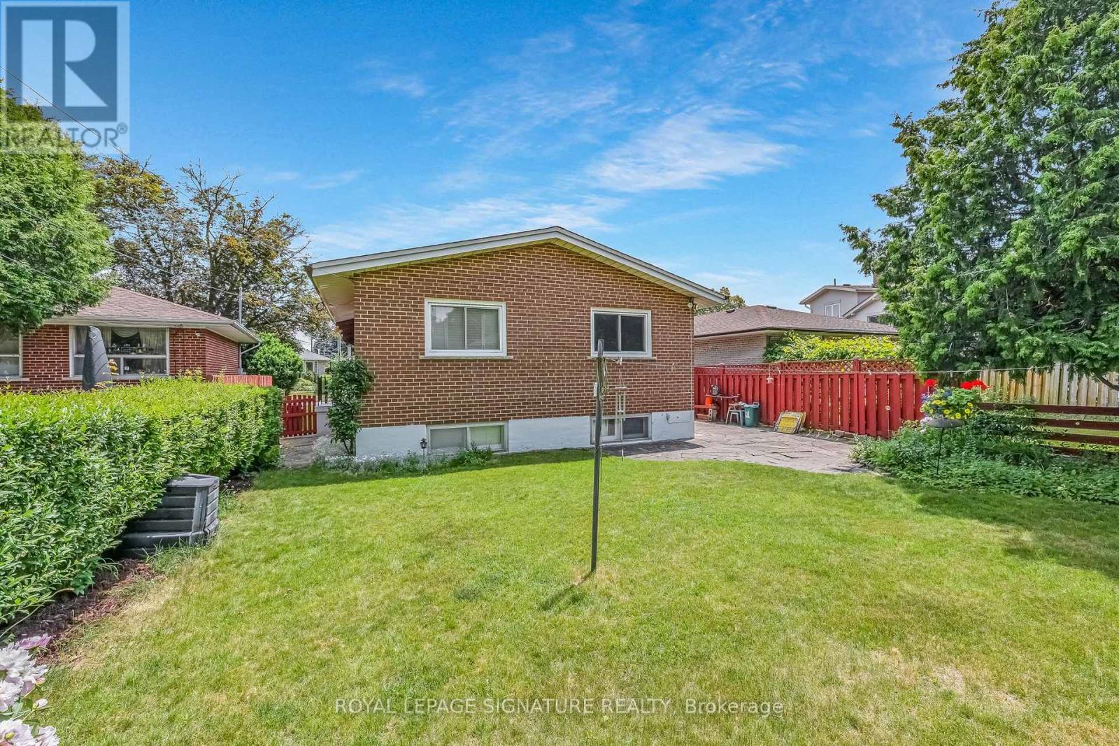 Photo 35 of 6 Lynn Gate Crescent, Toronto ON