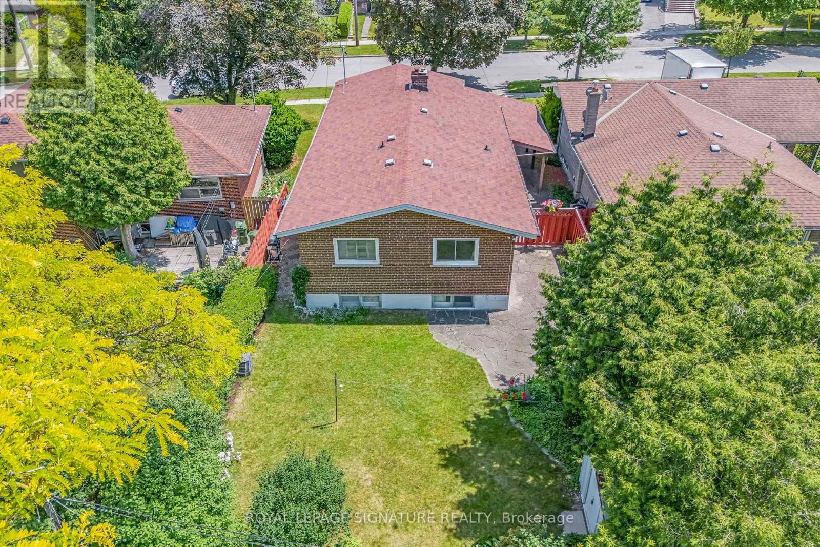 Photo 36 of 6 Lynn Gate Crescent, Toronto ON