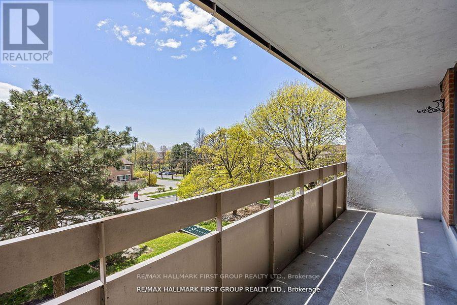 Photo 15 of 307 1210 Radom Street, Pickering ON