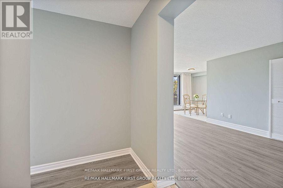 Photo 5 of 307 1210 Radom Street, Pickering ON