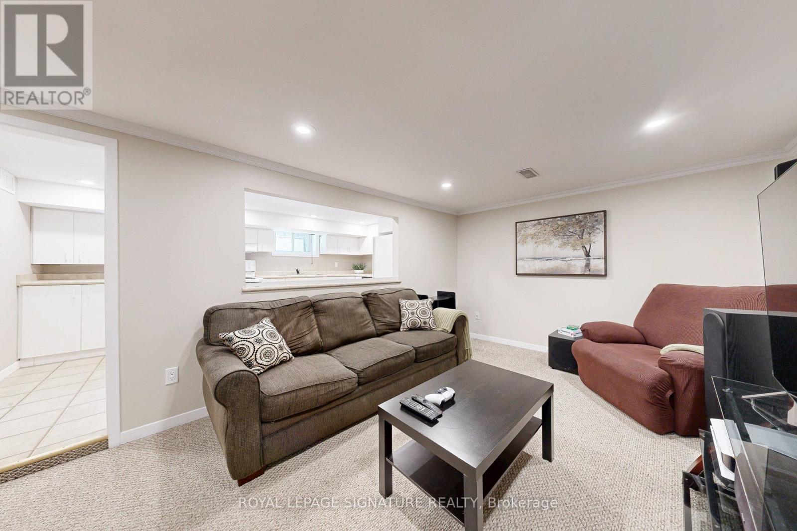 Photo 25 of 867 Antonio Street, Pickering ON