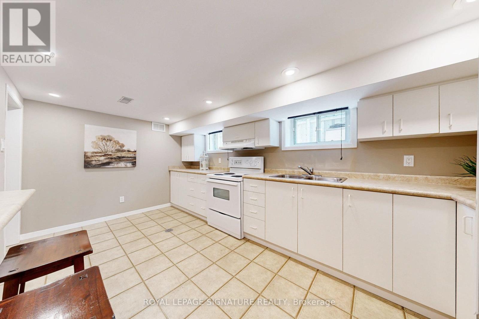 Photo 28 of 867 Antonio Street, Pickering ON