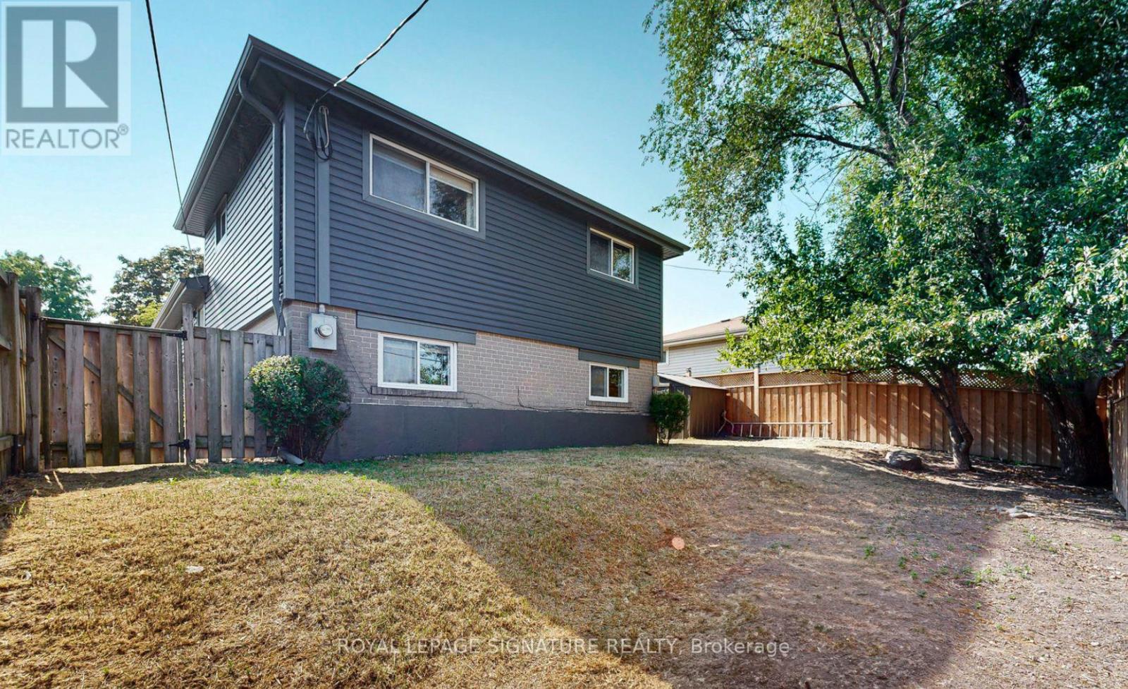 Photo 32 of 867 Antonio Street, Pickering ON