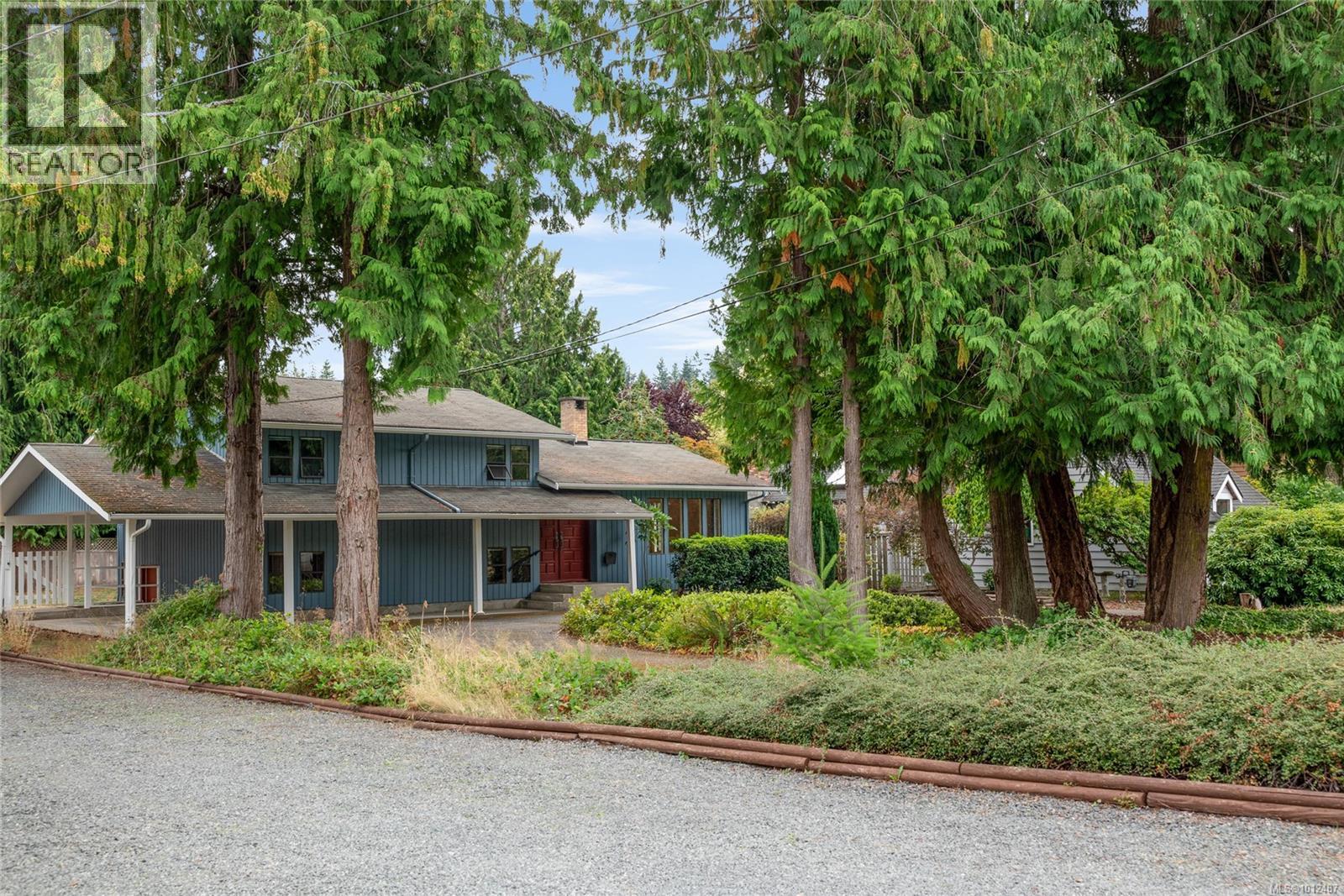 Photo 1 of 862 Ballenas Rd W, Parksville BC