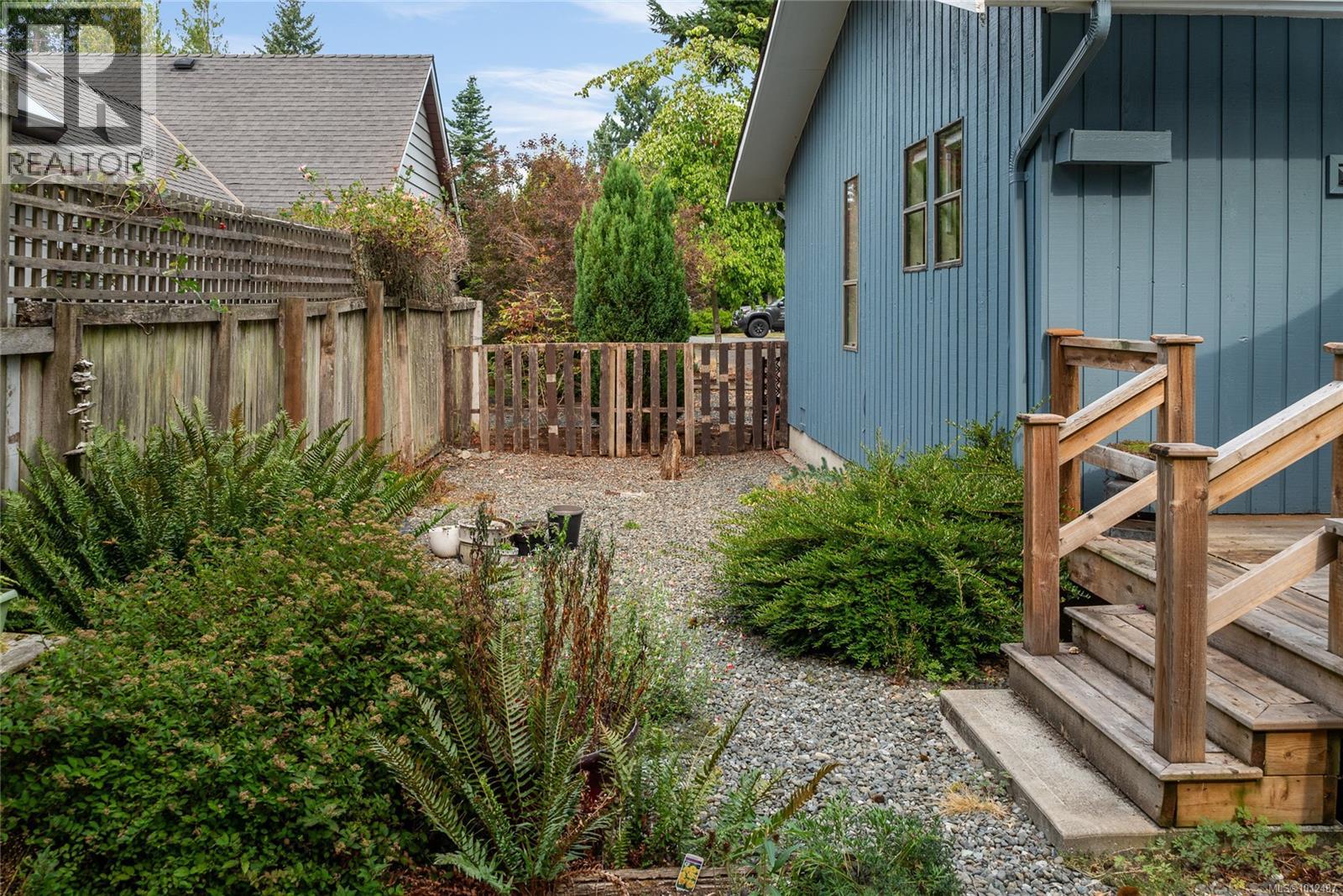 Photo 49 of 862 Ballenas Rd W, Parksville BC