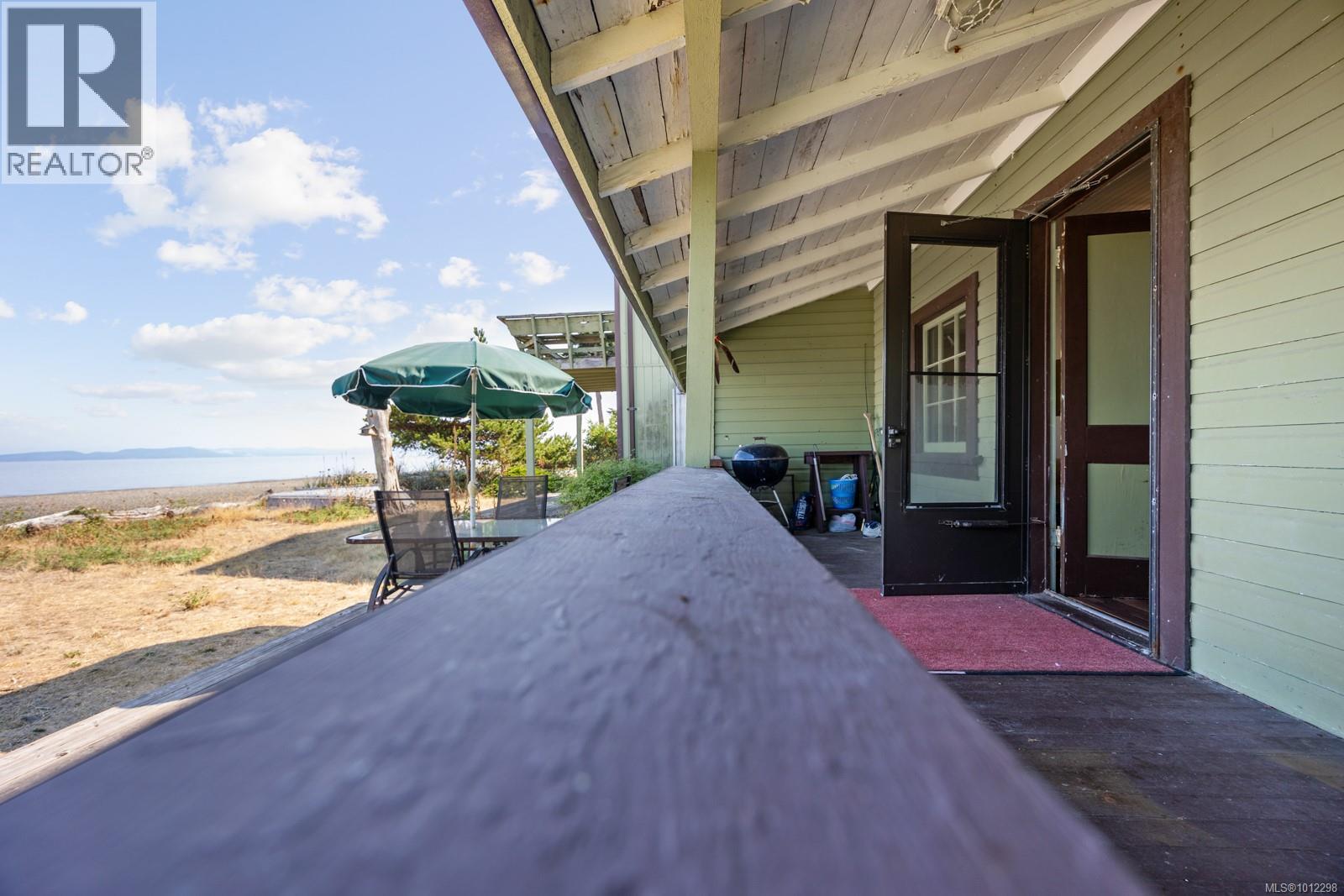 1838 Astra Rd, Comox