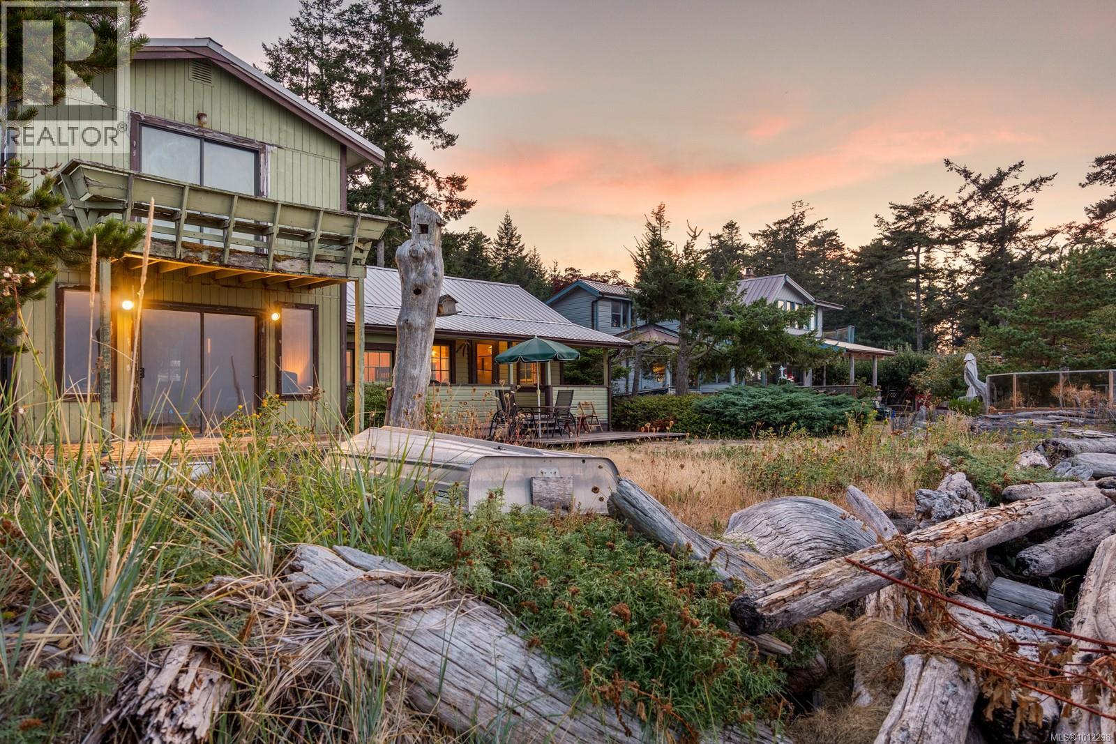 1838 Astra Rd, Comox