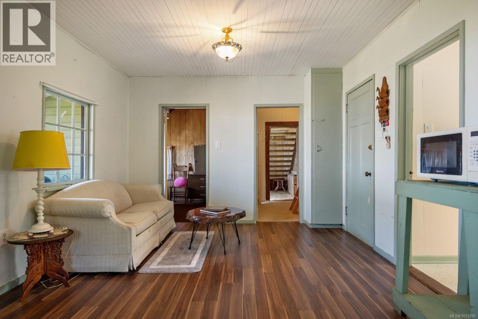 1838 Astra Rd, Comox