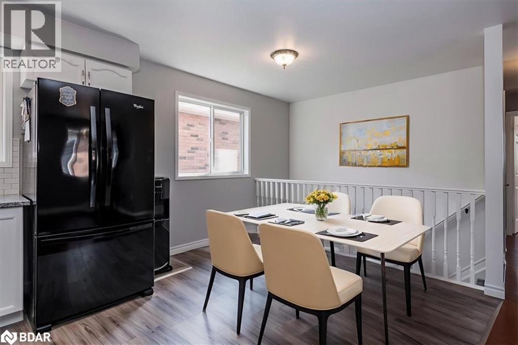 Photo 10 of 74 Sundew Drive, Barrie ON