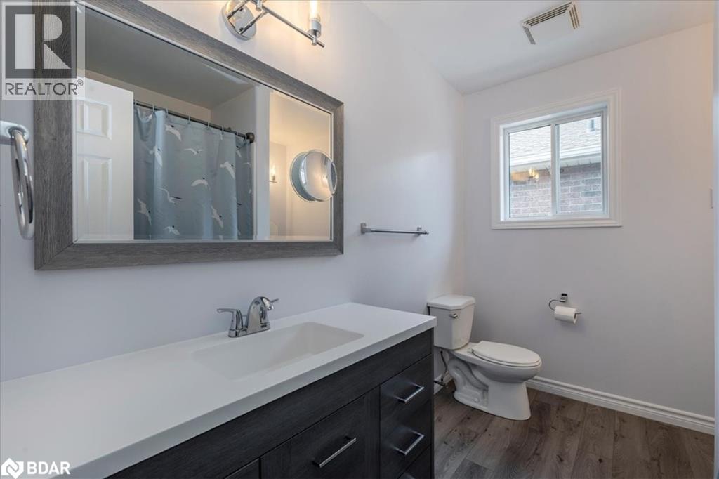 Photo 12 of 74 Sundew Drive, Barrie ON