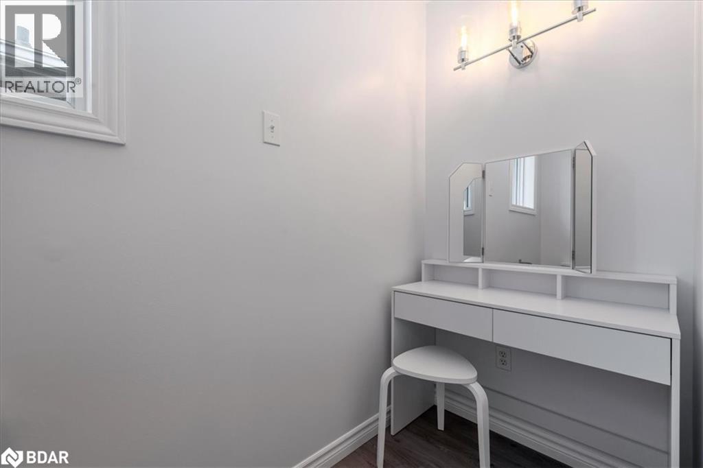 Photo 14 of 74 Sundew Drive, Barrie ON
