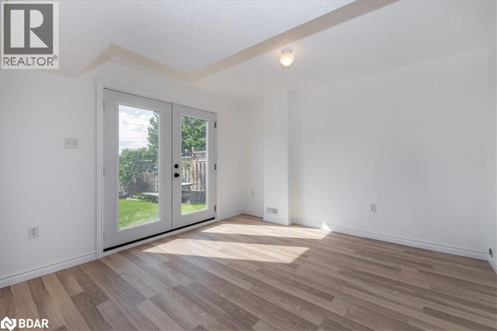 Photo 19 of 74 Sundew Drive, Barrie ON