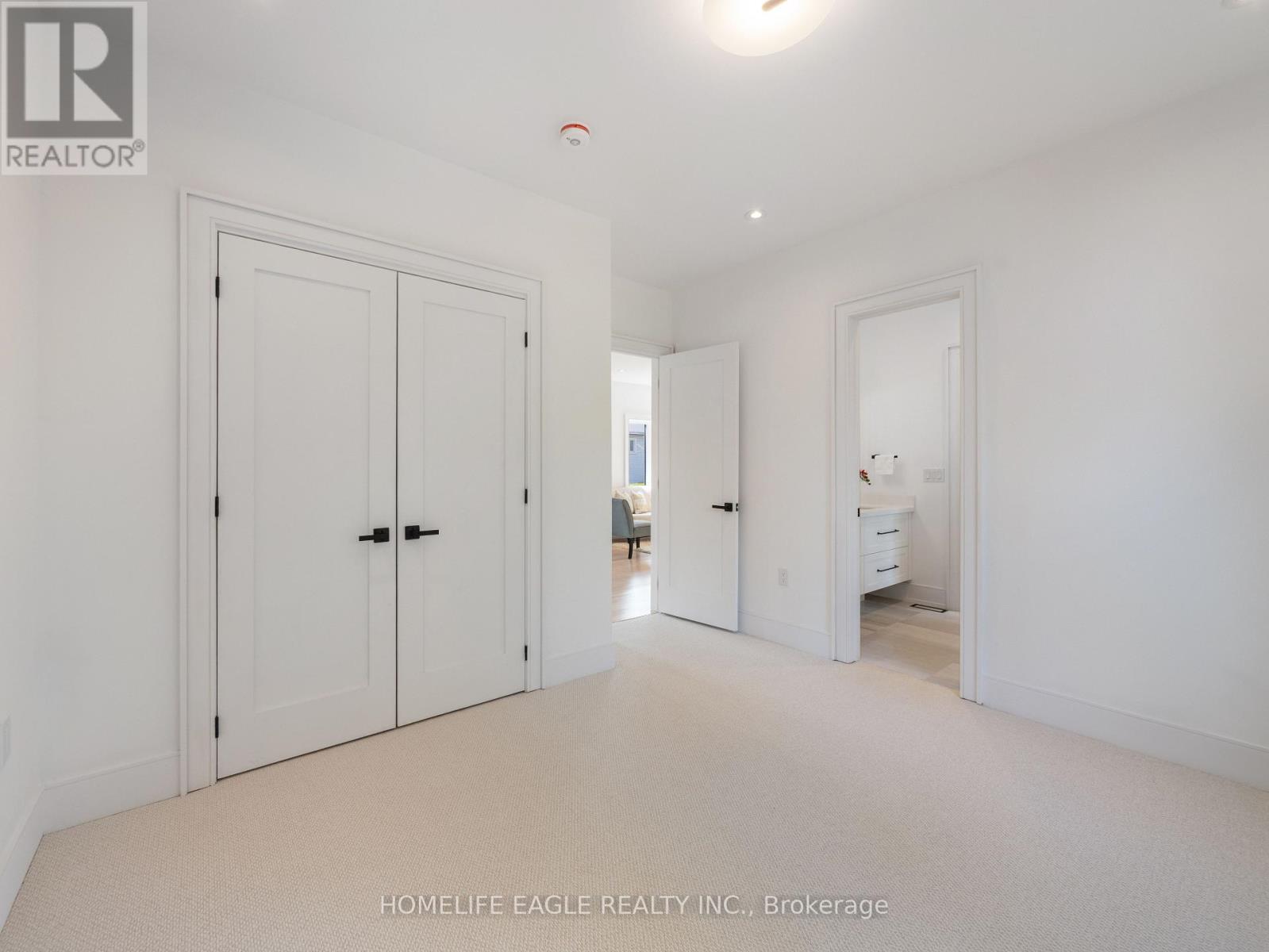 Photo 18 of 1242 Killarney Beach Road, Innisfil ON