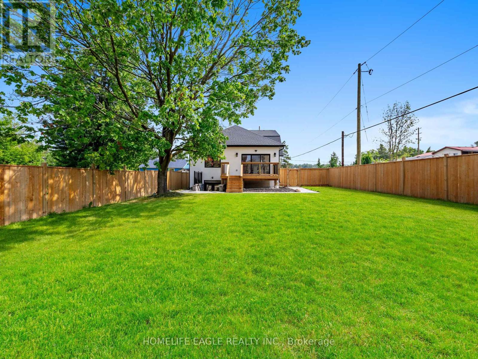 Photo 34 of 1242 Killarney Beach Road, Innisfil ON