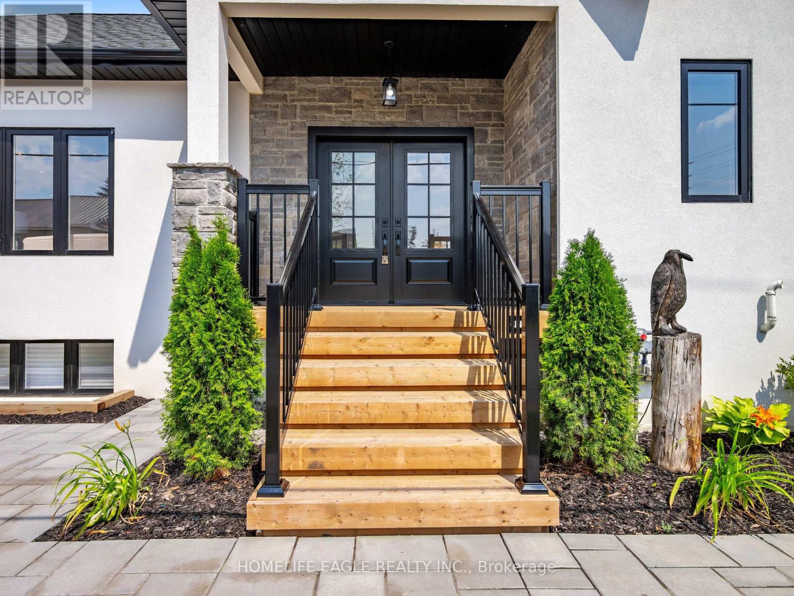 Photo 4 of 1242 Killarney Beach Road, Innisfil ON