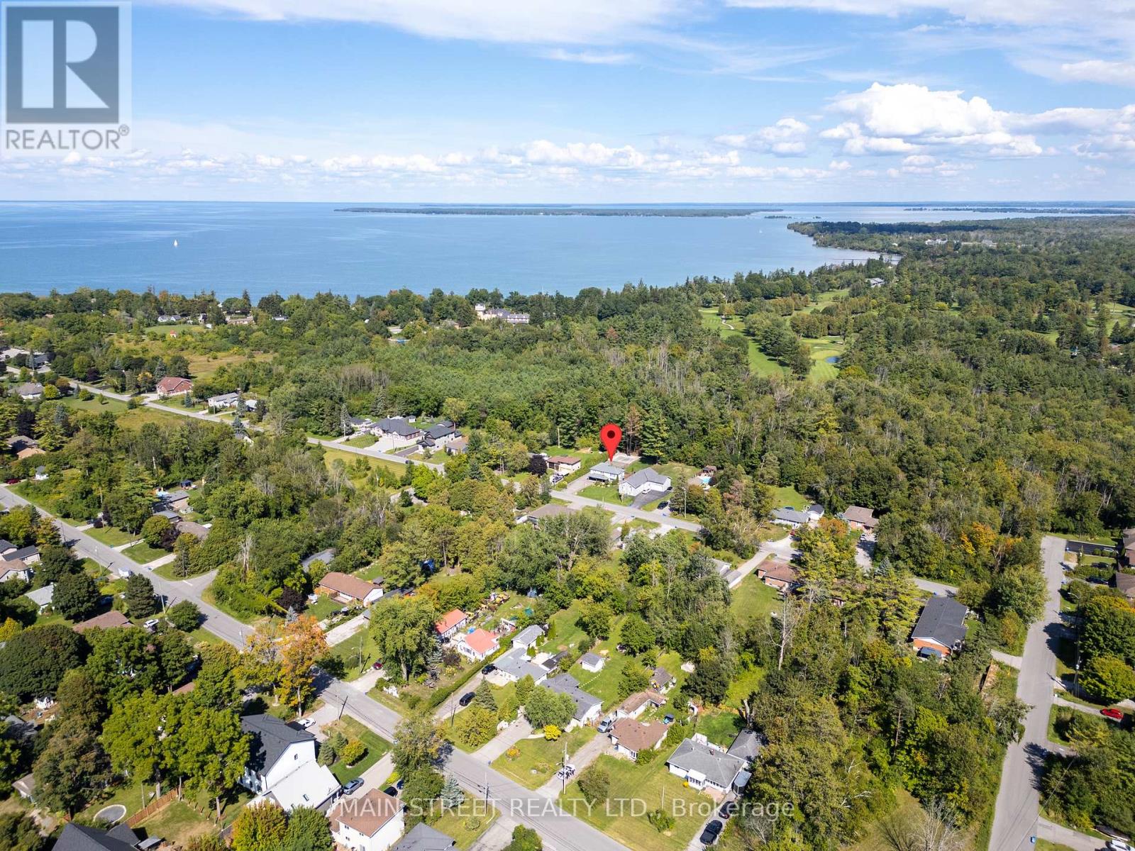 Photo 21 of 23 Sunnidale Boulevard E, Georgina ON
