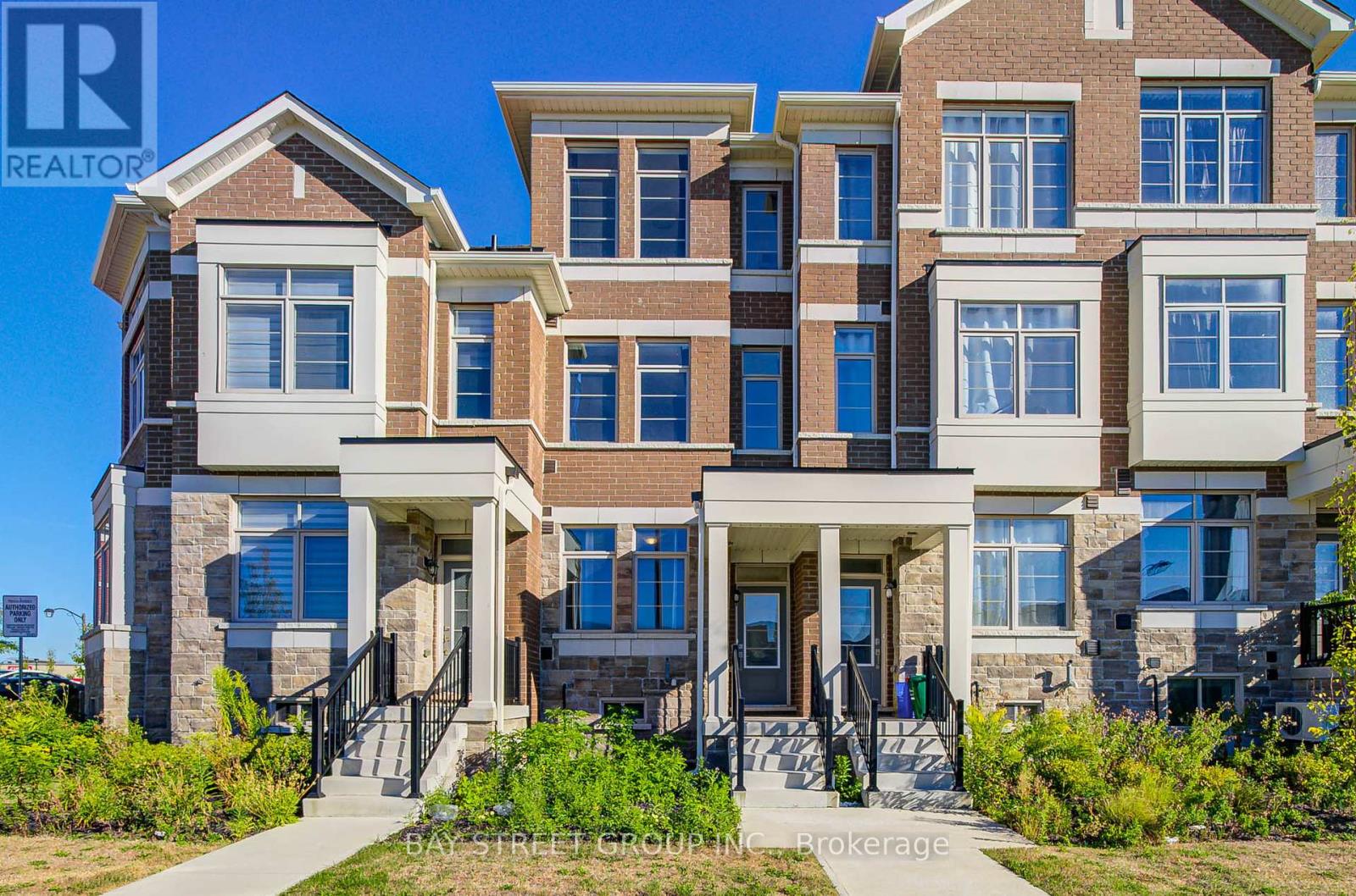 Photo 1 of 3 Carneros Way, Markham ON