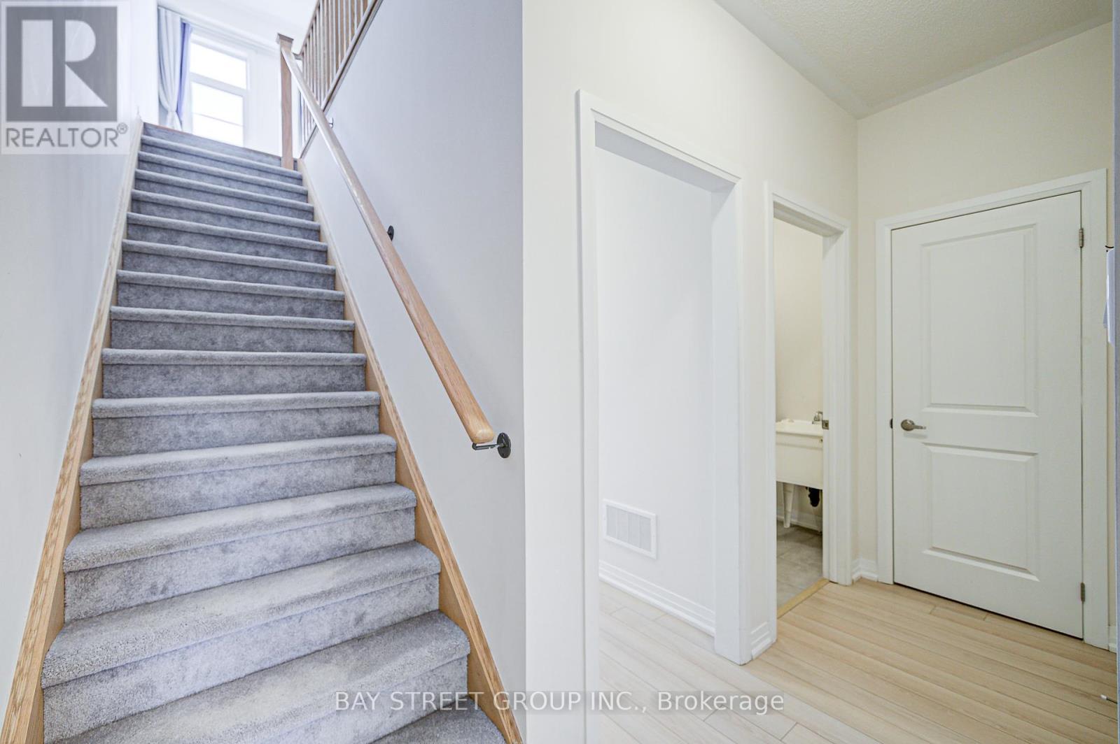 Photo 14 of 3 Carneros Way, Markham ON