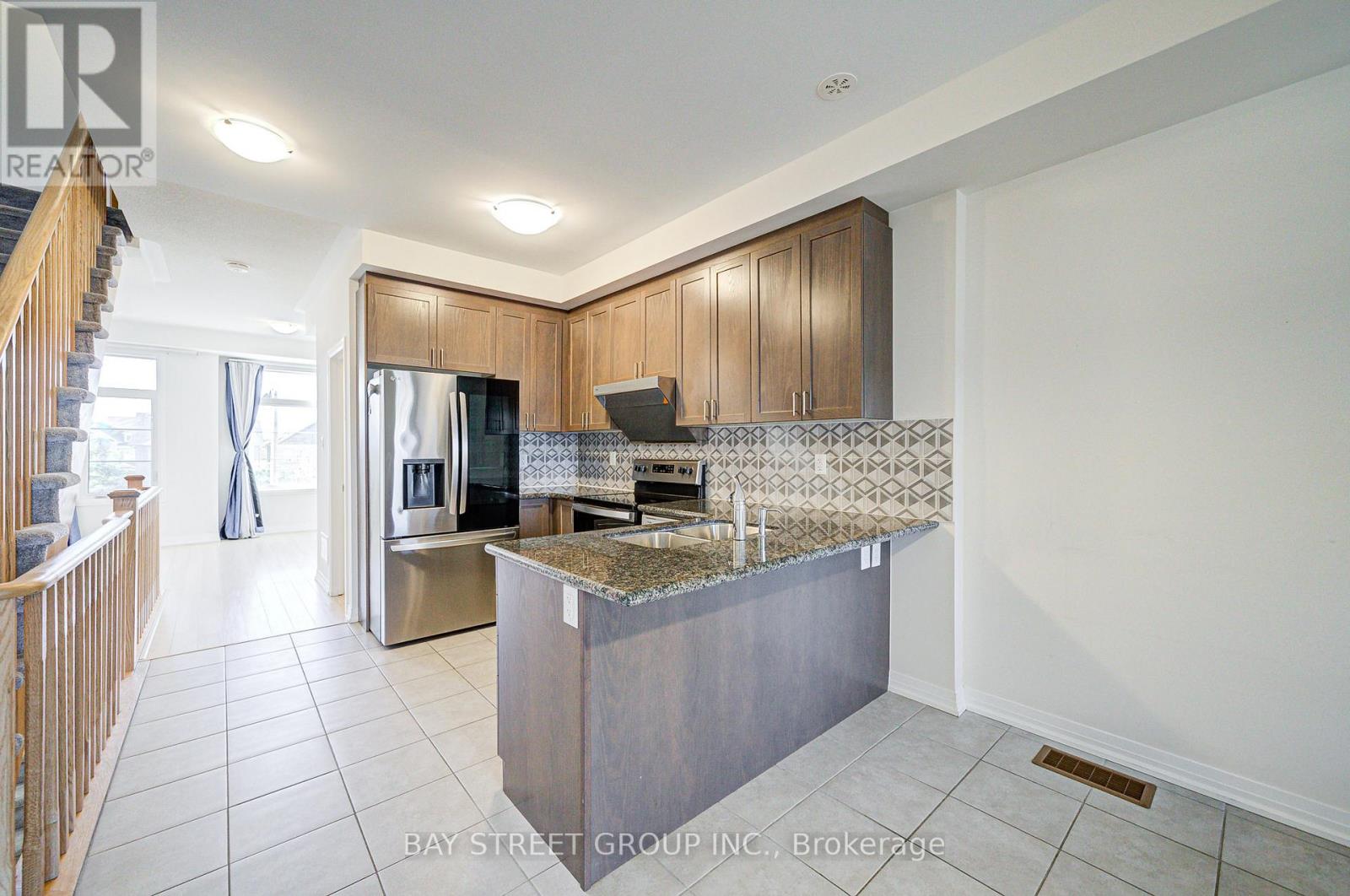 Photo 17 of 3 Carneros Way, Markham ON
