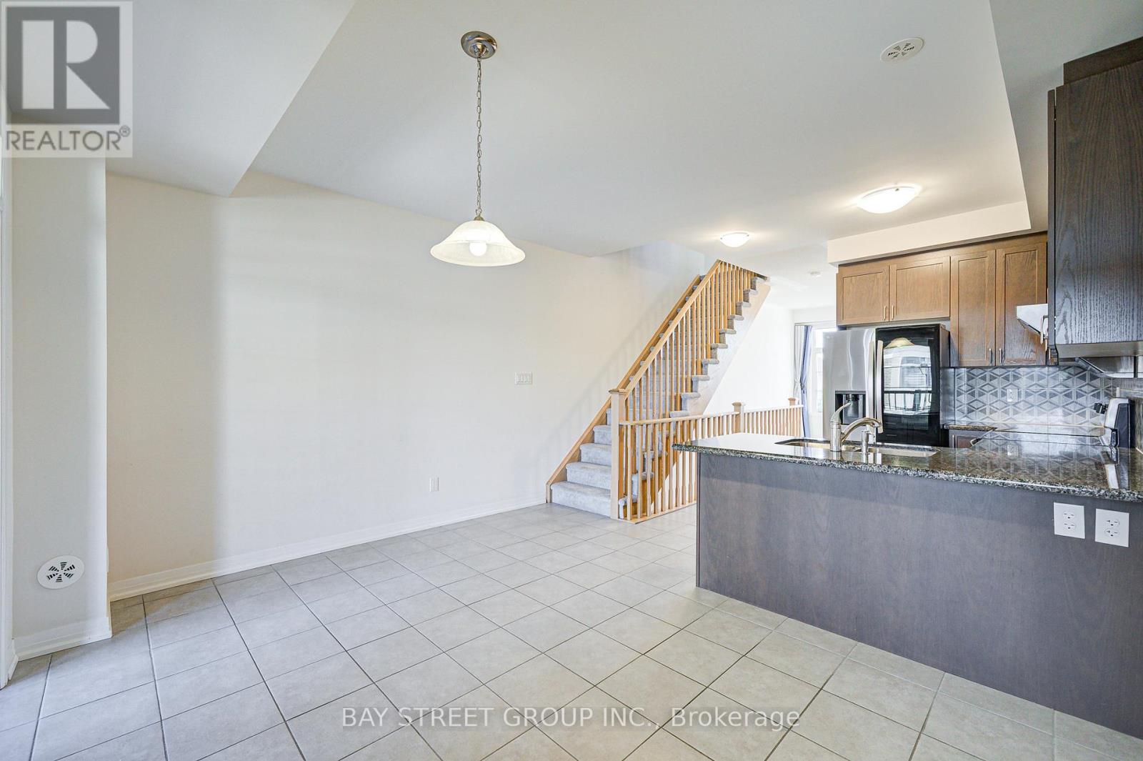 Photo 23 of 3 Carneros Way, Markham ON