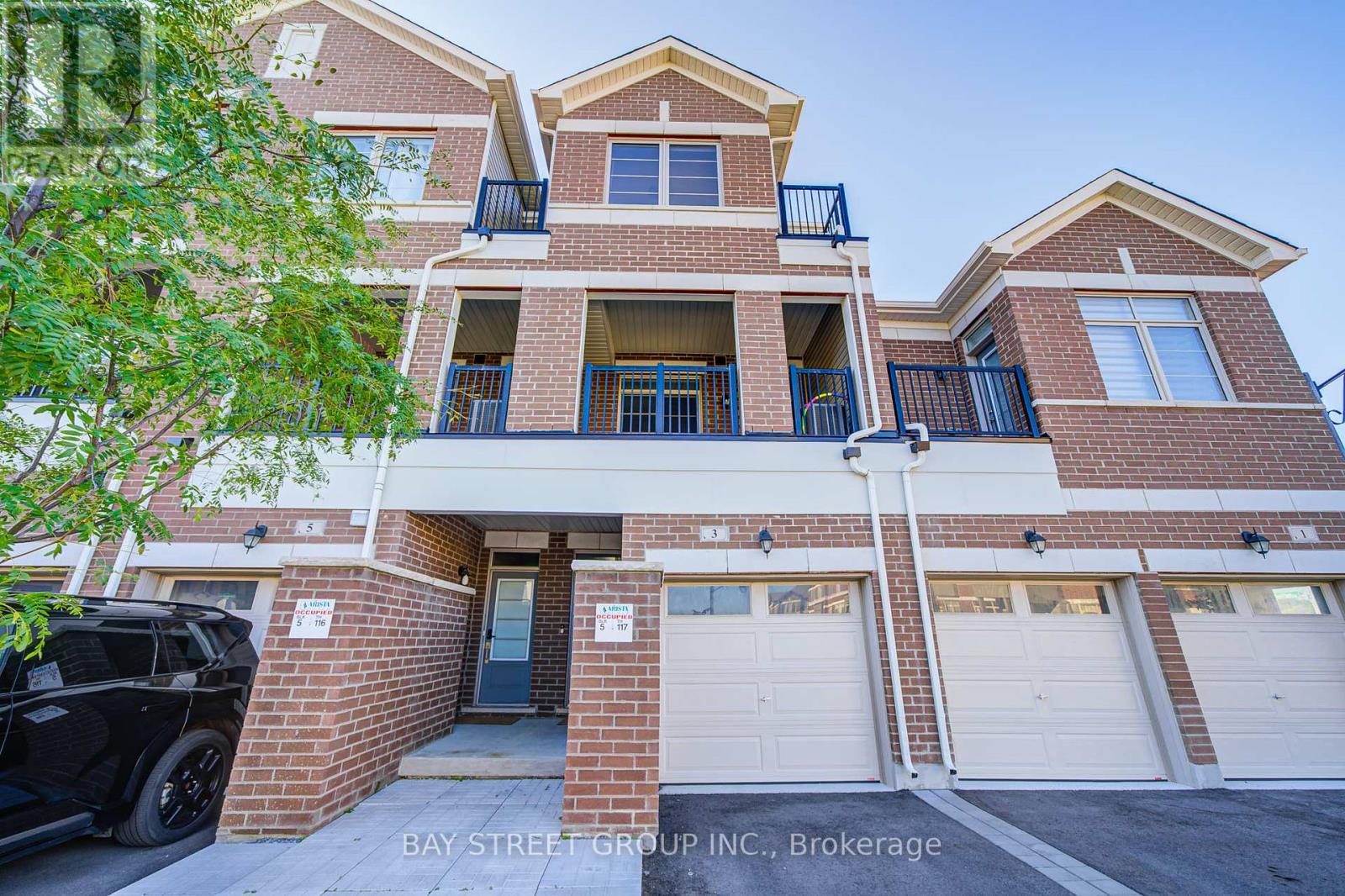 Photo 4 of 3 Carneros Way, Markham ON