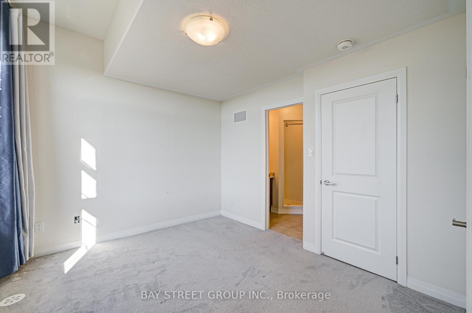 Photo 44 of 3 Carneros Way, Markham ON
