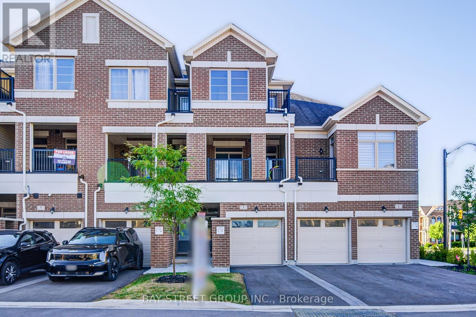 Photo 5 of 3 Carneros Way, Markham ON