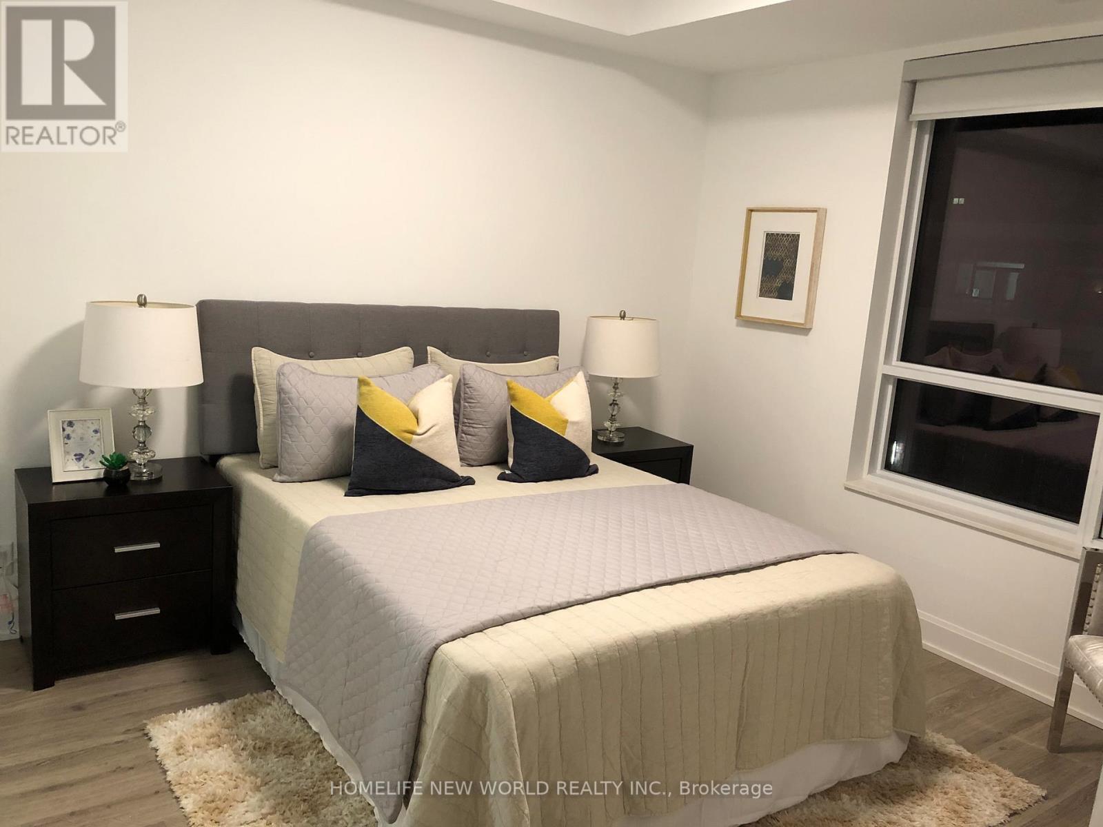 Photo 8 of 303 18 Water Walk Drive, Markham ON