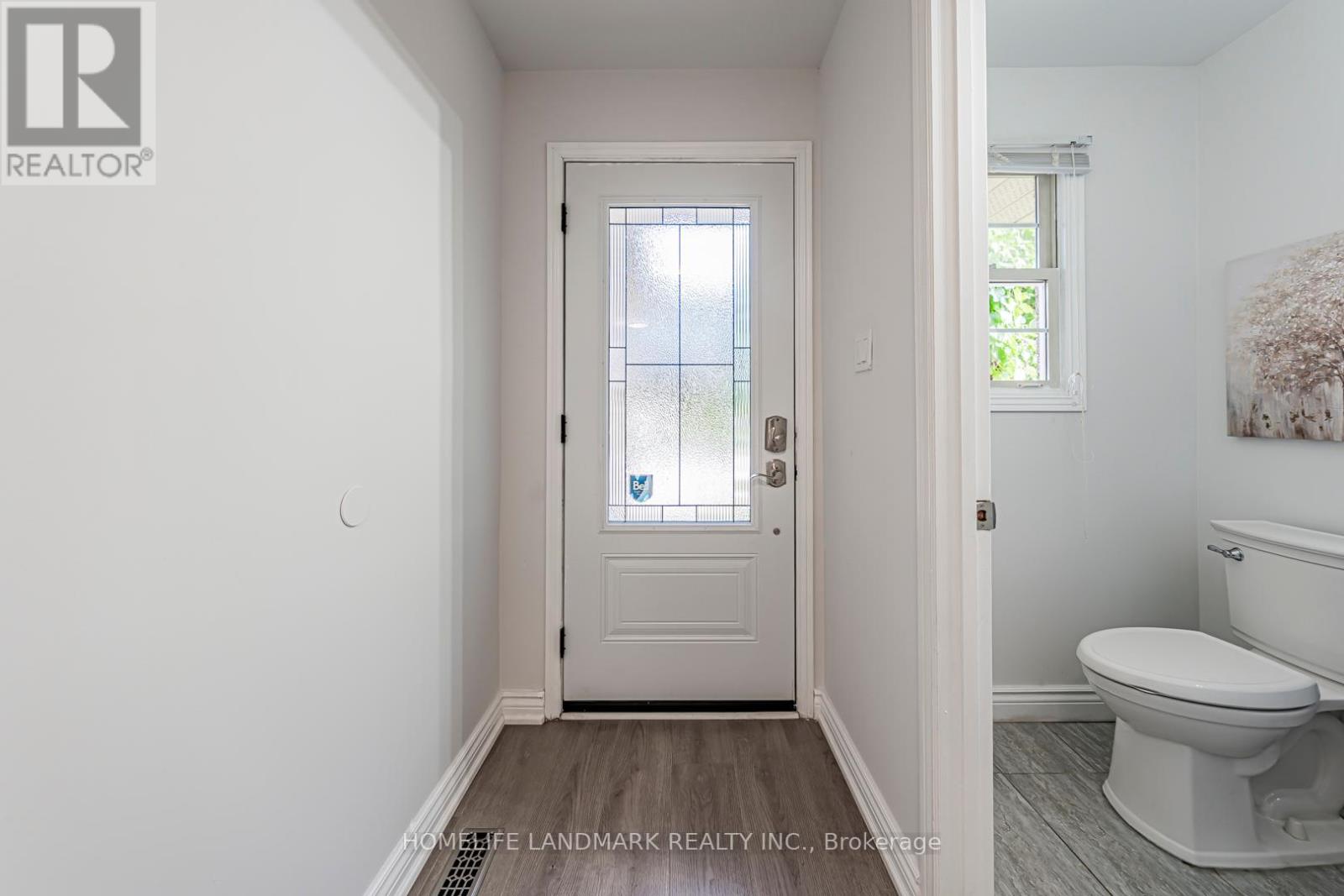 Photo 3 of 356 Brownridge Drive, Vaughan ON